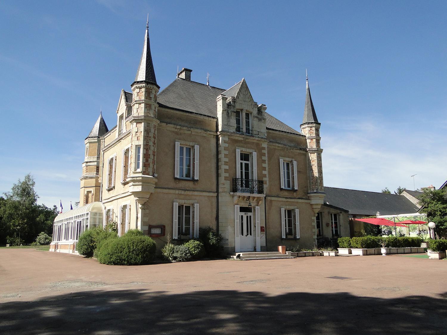 Domaine De La Ferriere Hotel Chateaubriant Exterior photo